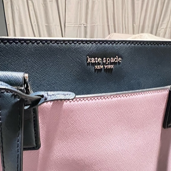 Kate Spade tote - Picture 3 of 7
